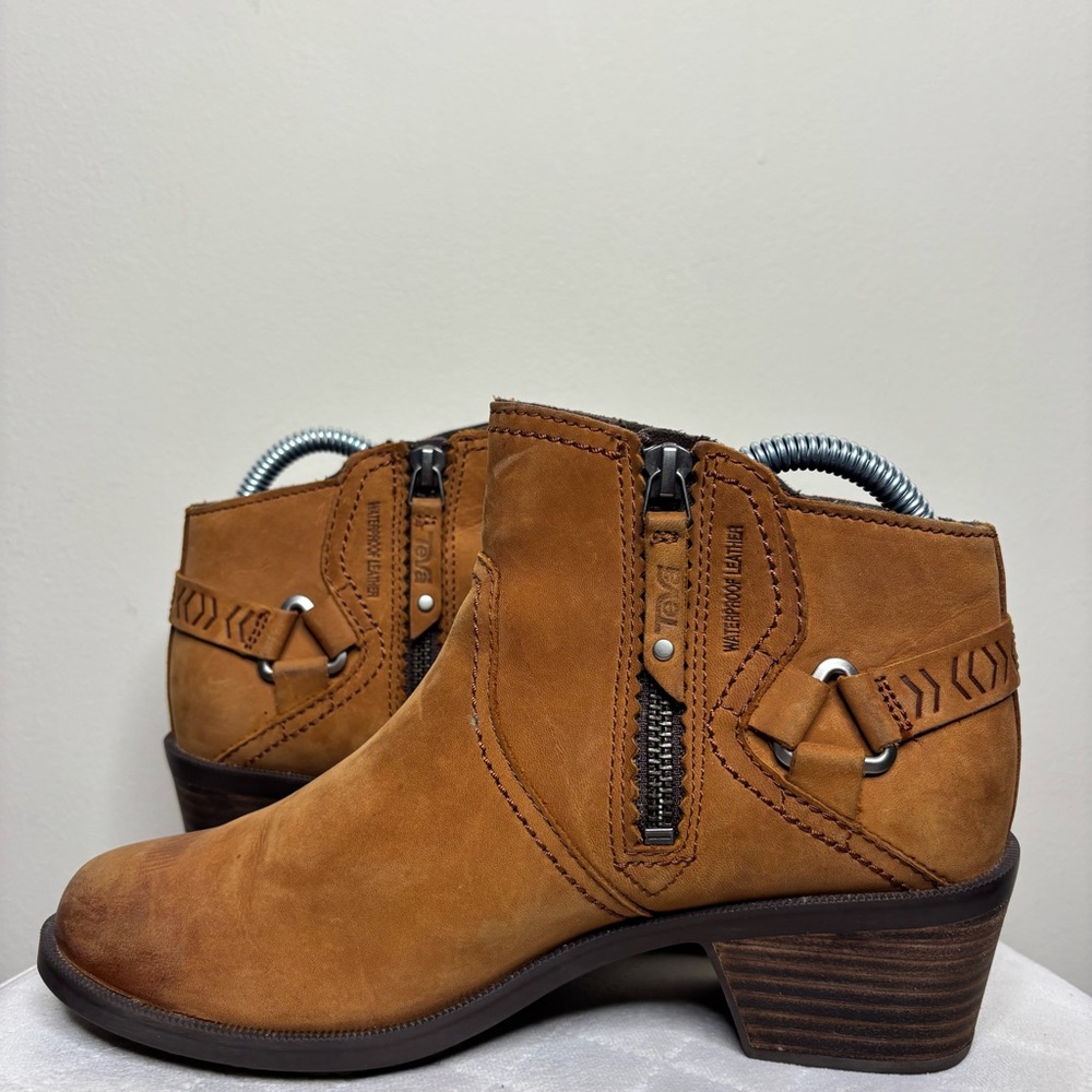 TEVA FOXY CARAMEL WOMENS BOOTIES SIZE 7 - Picture 4 of 8